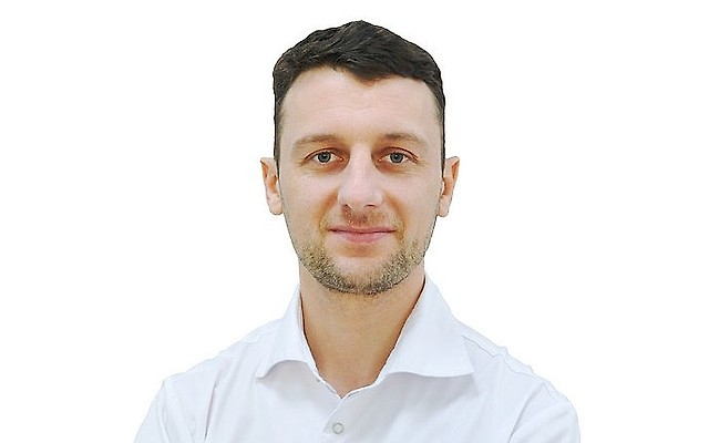 Молоток Евгений Анатольевич