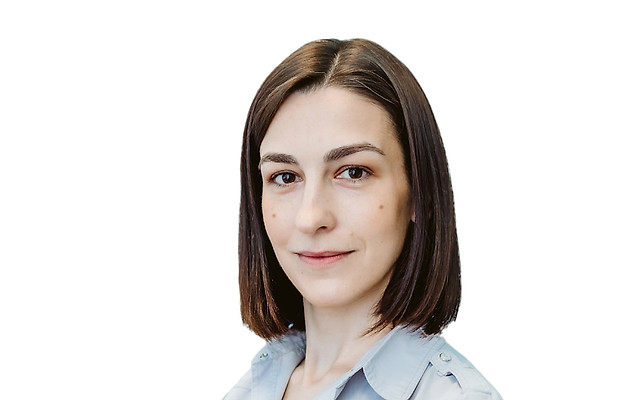 Попова Анна Васильевна